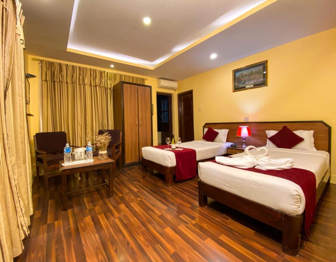 Thamel Grand Hotel Kathmandu Bagian luar foto