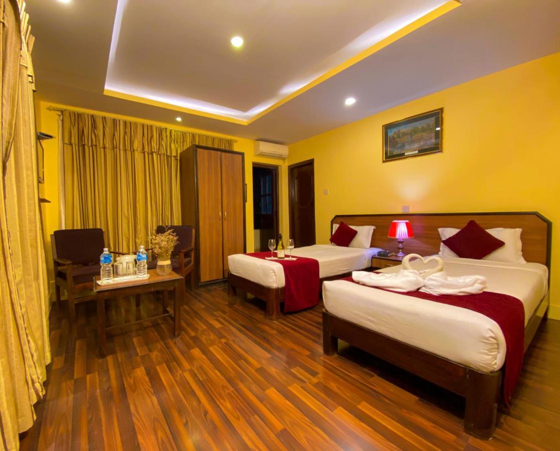Thamel Grand Hotel Kathmandu Bagian luar foto