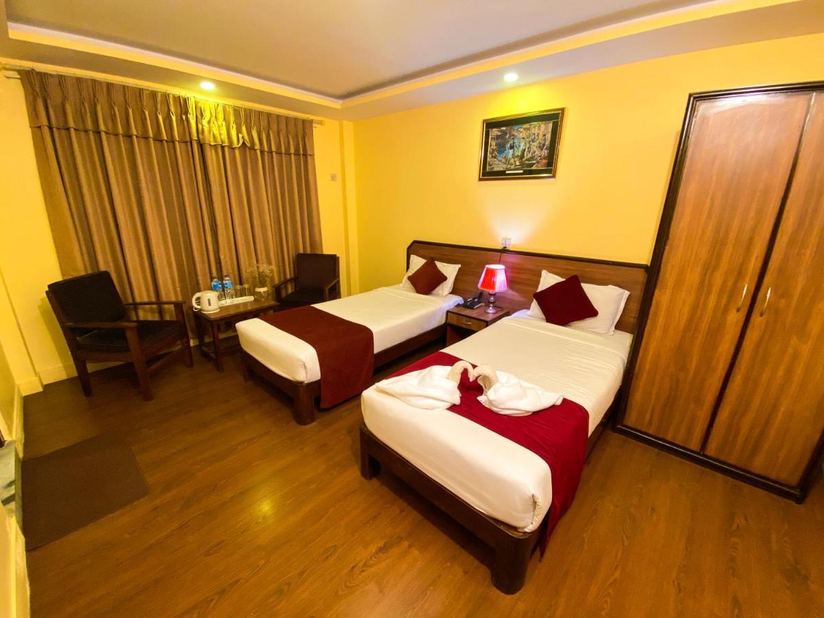 Thamel Grand Hotel Kathmandu Bagian luar foto