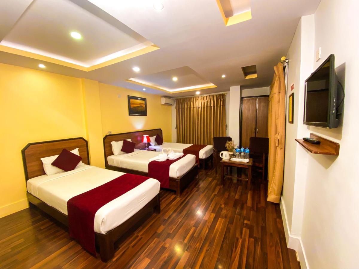 Thamel Grand Hotel Kathmandu Bagian luar foto
