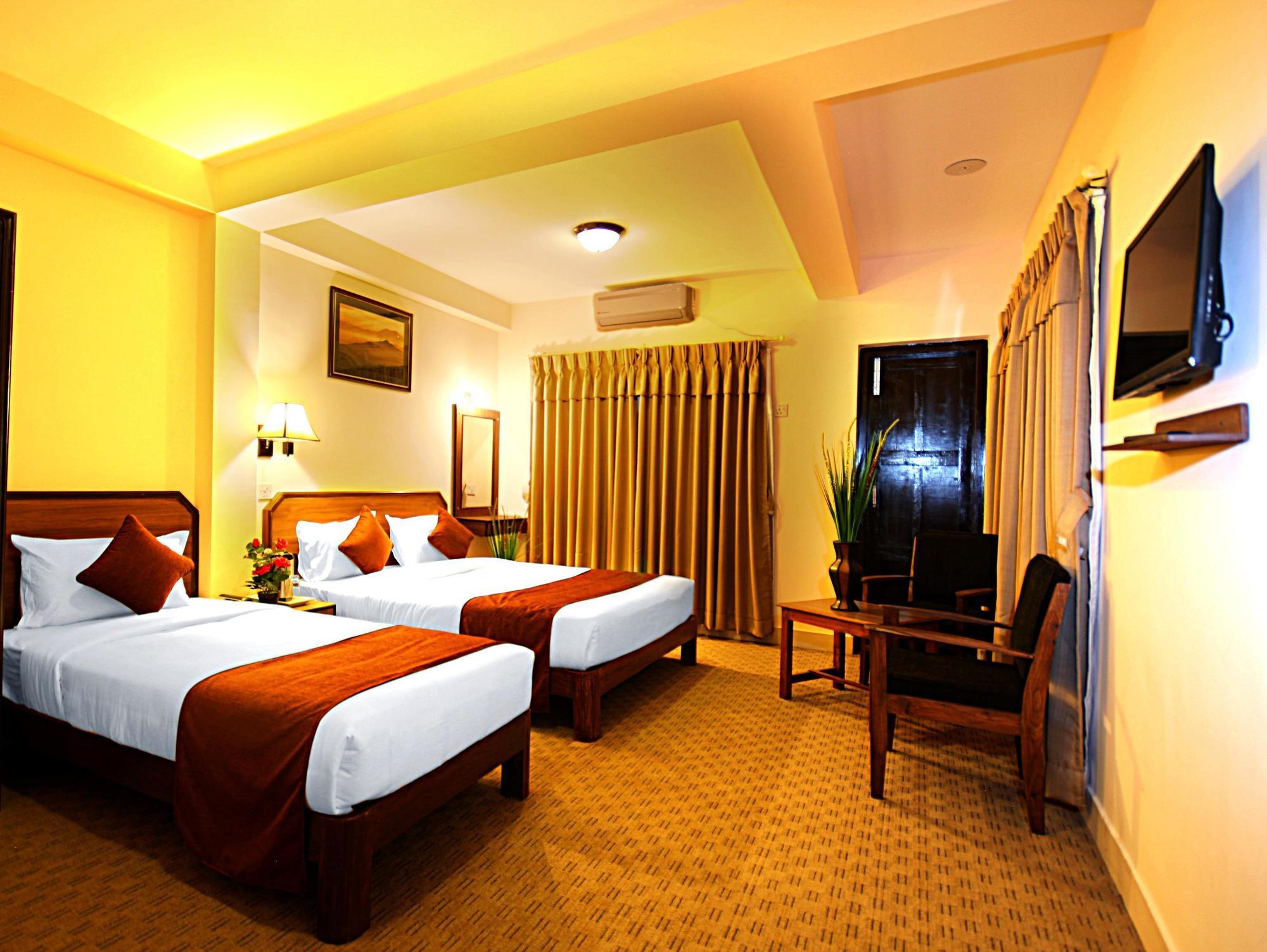 Thamel Grand Hotel Kathmandu Bagian luar foto