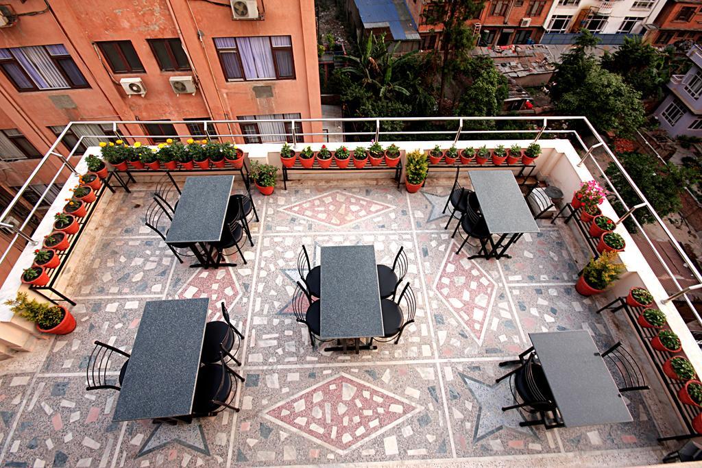 Thamel Grand Hotel Kathmandu Bagian luar foto