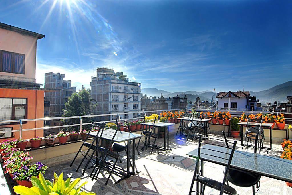 Thamel Grand Hotel Kathmandu Bagian luar foto
